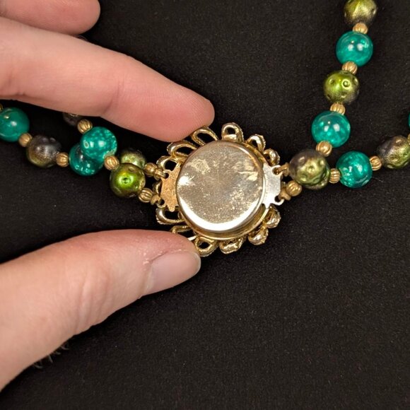 V. 2-Strand Green Beaded Statement Necklace - Picture 5 of 6